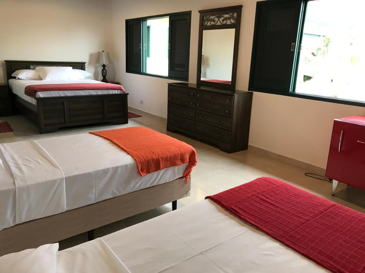 Nai'a Guest house *